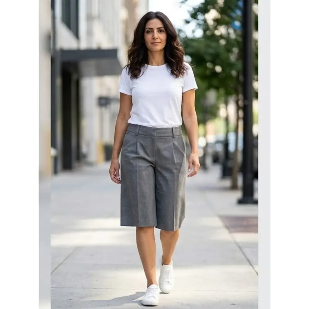 Banana Republic Martin 100% Wool Gray Pleated Bermuda Shorts Women Size 4